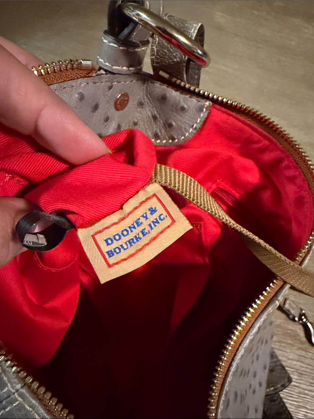 Dooney & Bourke Grey Ostrich embossed Shoulder Bag with Gold Hardware - Picture 7 of 10